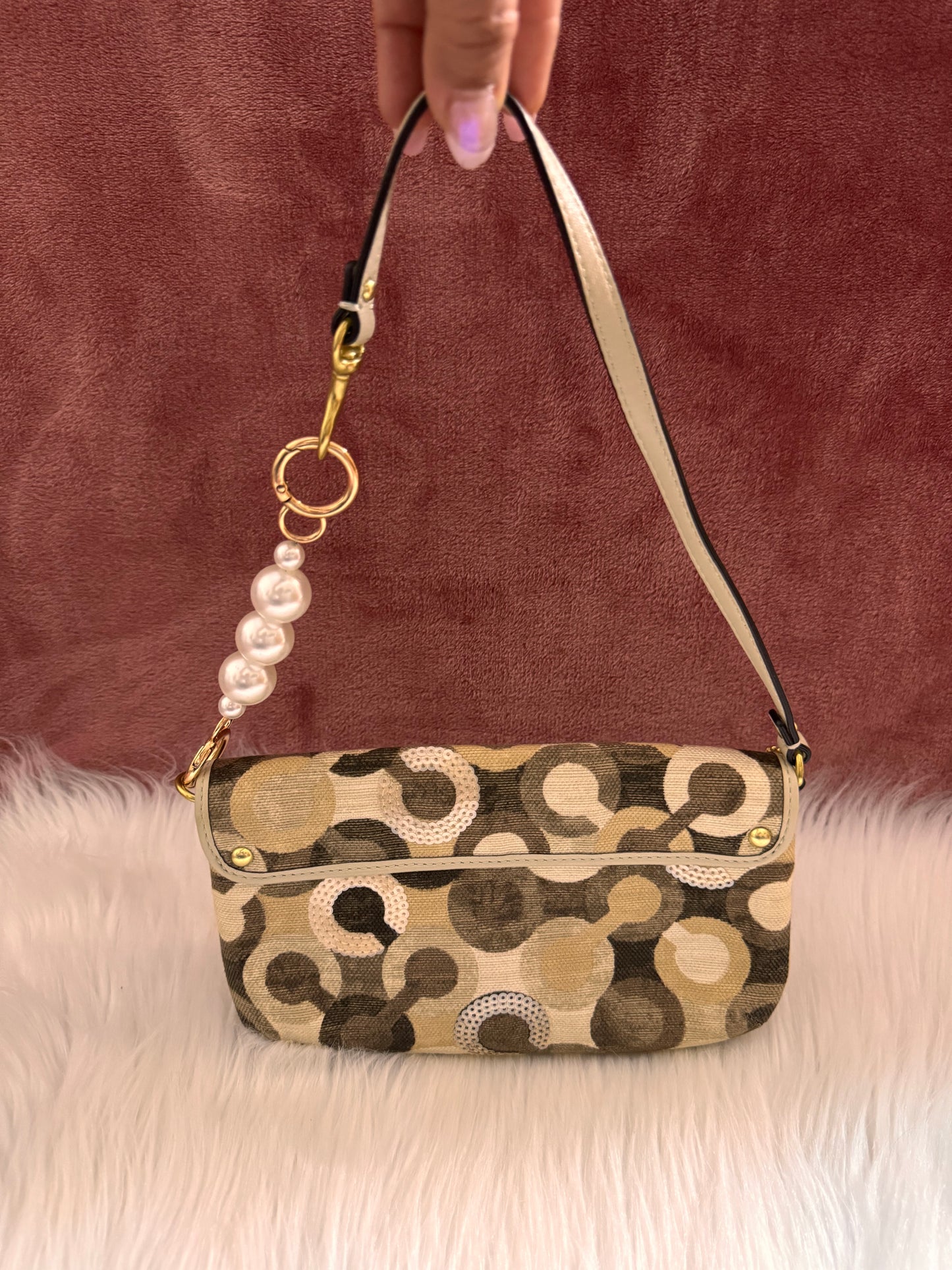 Coach Kristen Op Art Wristlet Clutch Wallet.