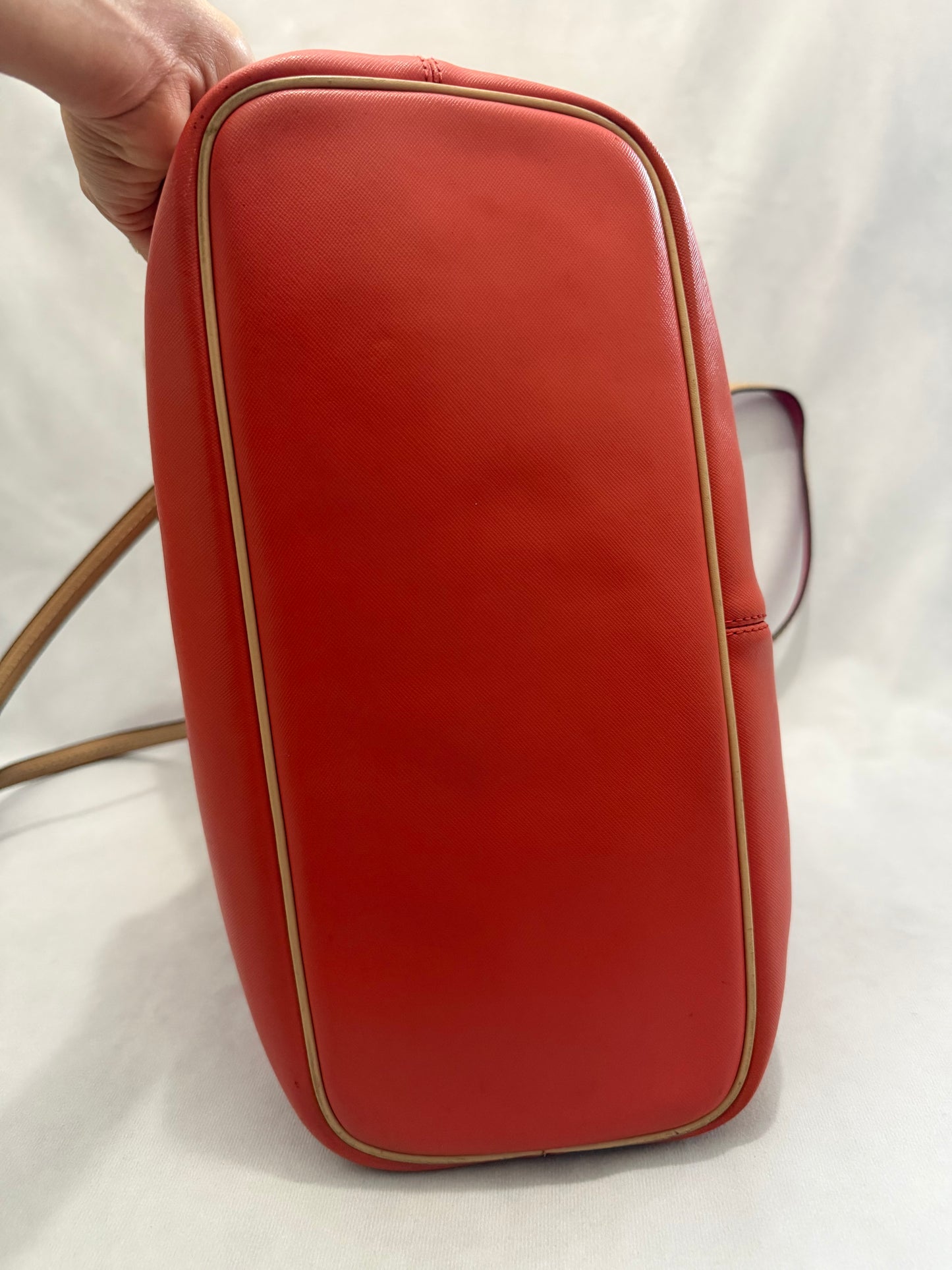 Coach Metro Tote Color Rojo Bermellón