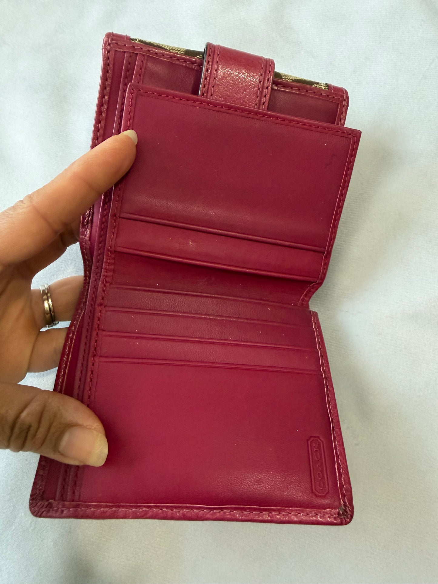Coach Soho Wallet Fucsia/Beige
