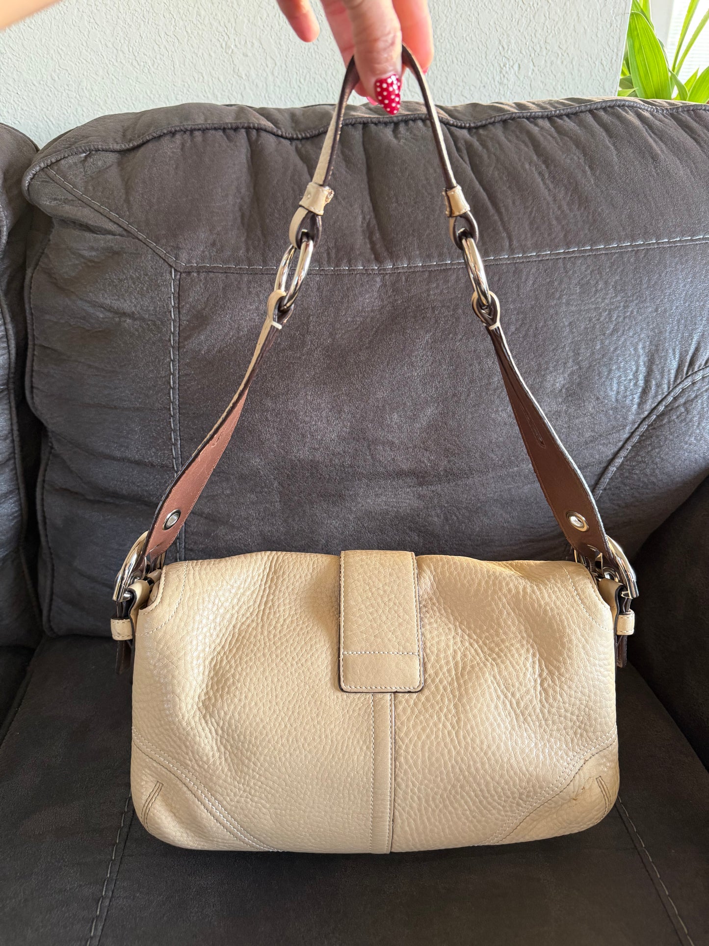 Coach Soho buckle in cream or beige