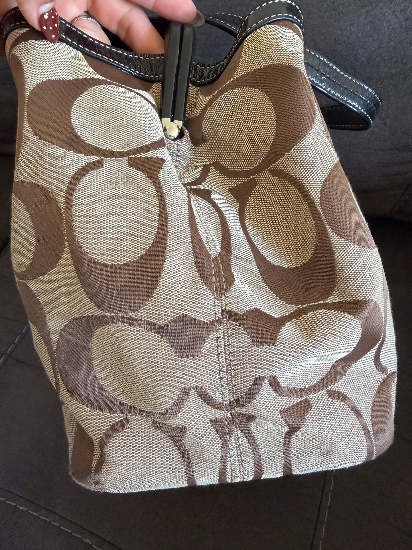 Coach Laura Signature