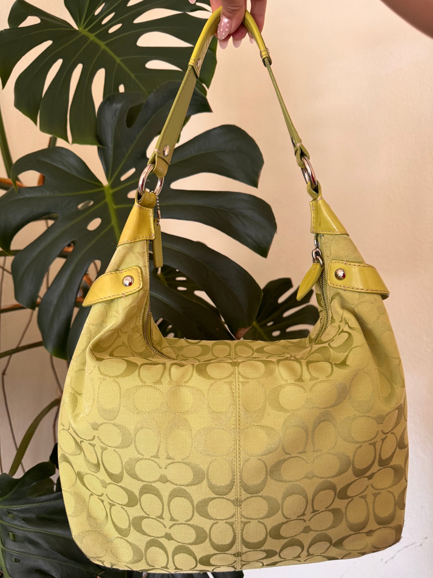 Coach Penelope Hobo Lime green. Bag, Wallet and checkbook