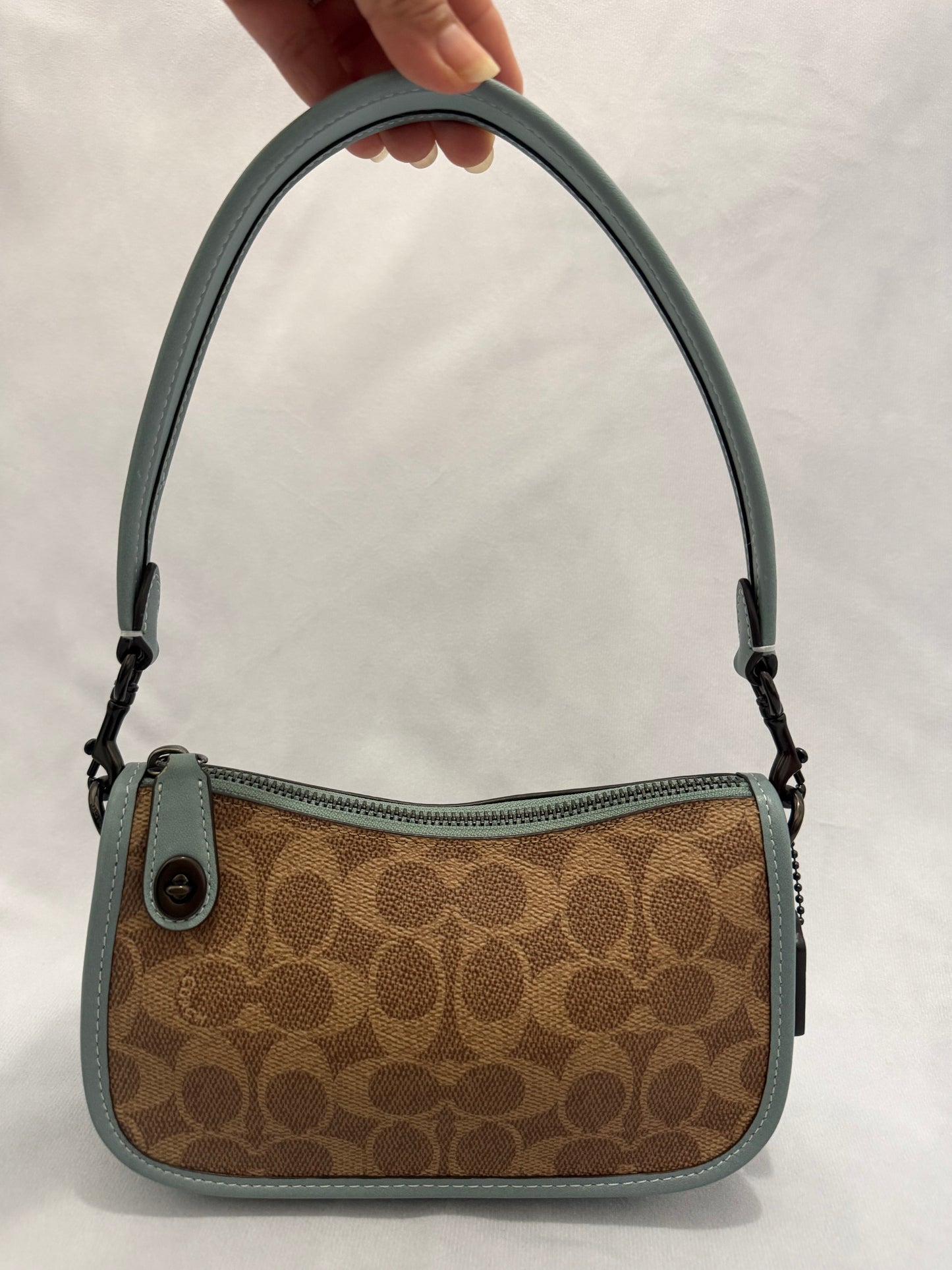 Coach Swinger Bag 20