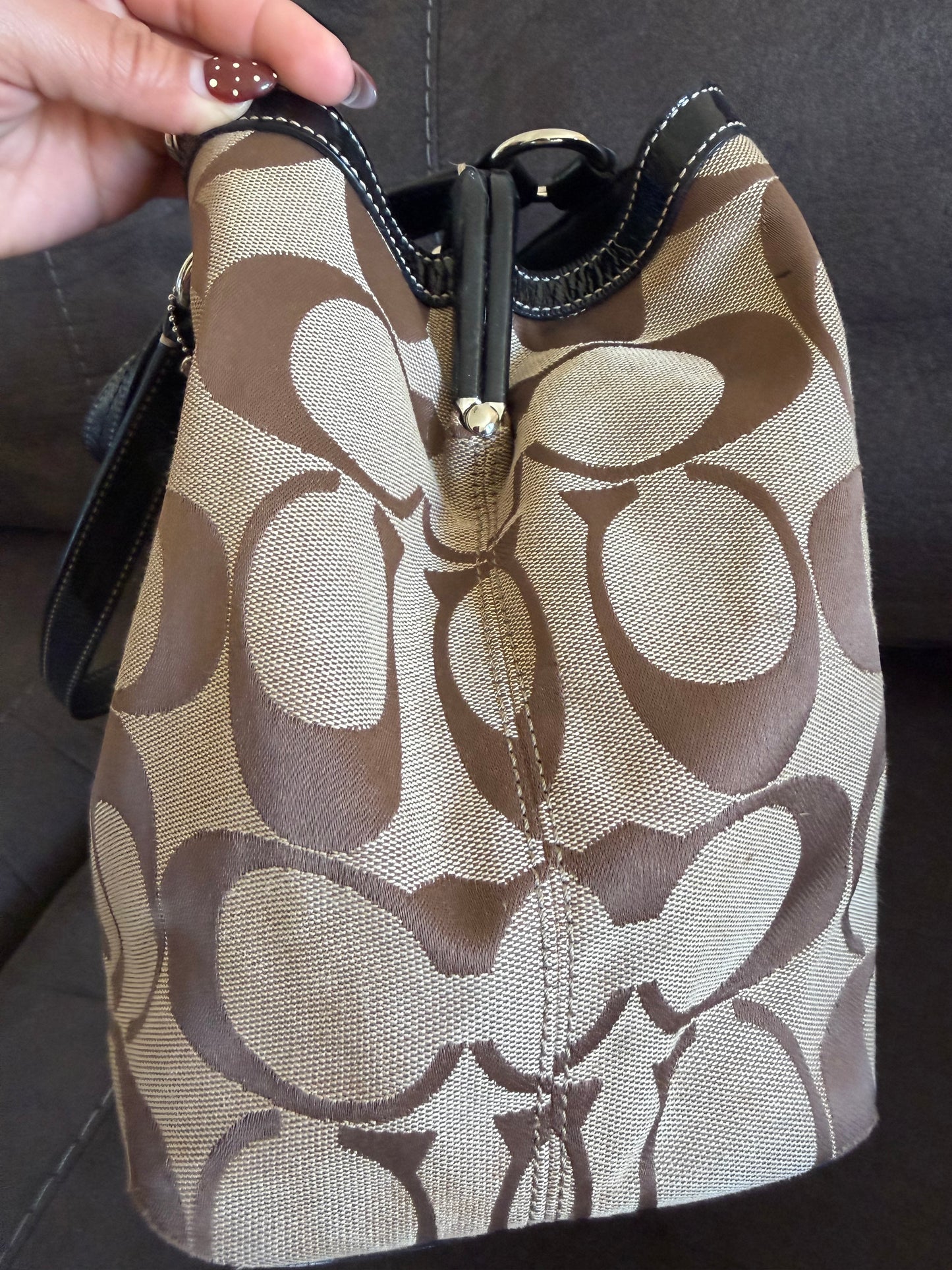 Coach Laura Signature