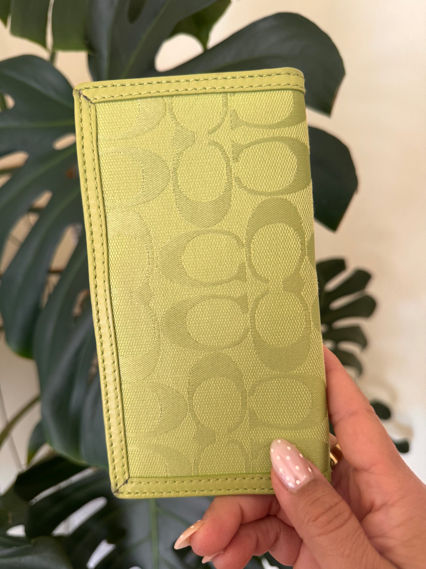 Coach Penelope Hobo Lime green. Bag, Wallet and checkbook