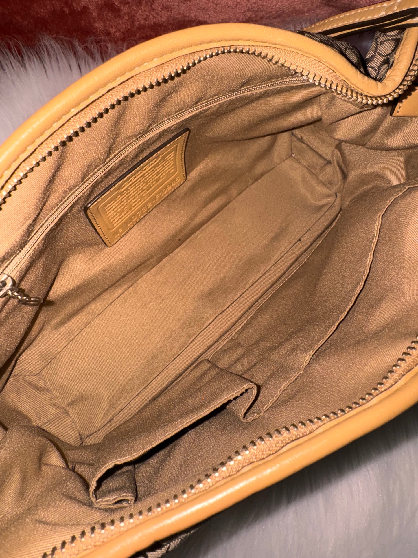 Coach Signature Hobo