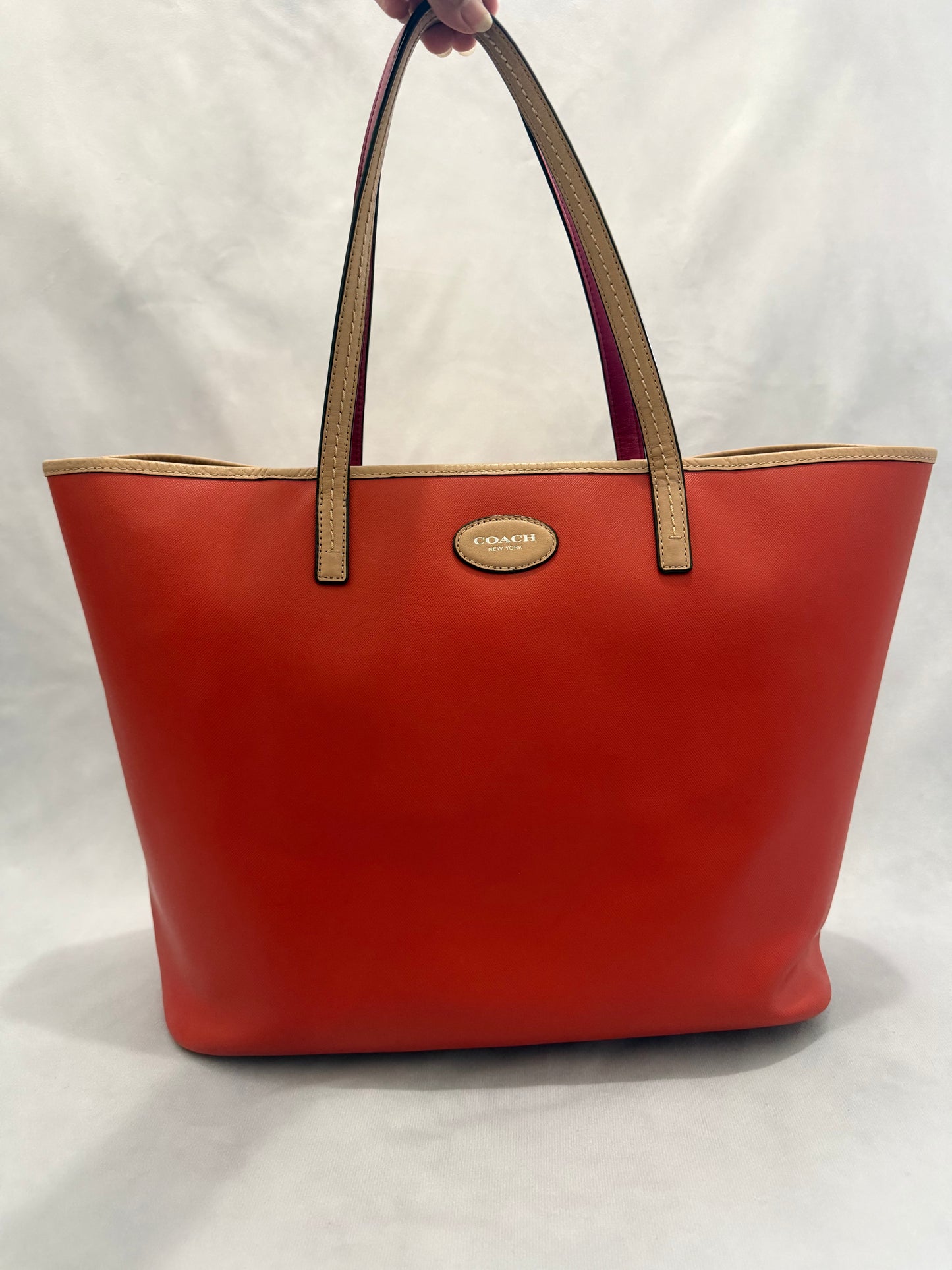 Coach Metro Tote Color Rojo Bermellón
