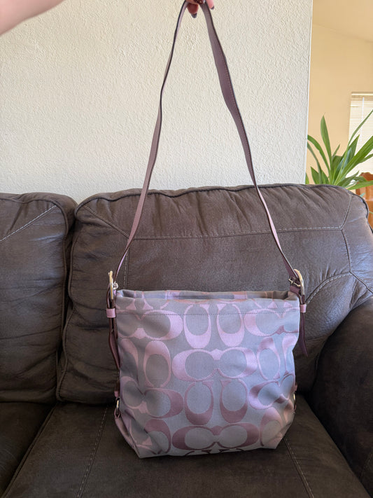 Coach Signature Duffle Lila
