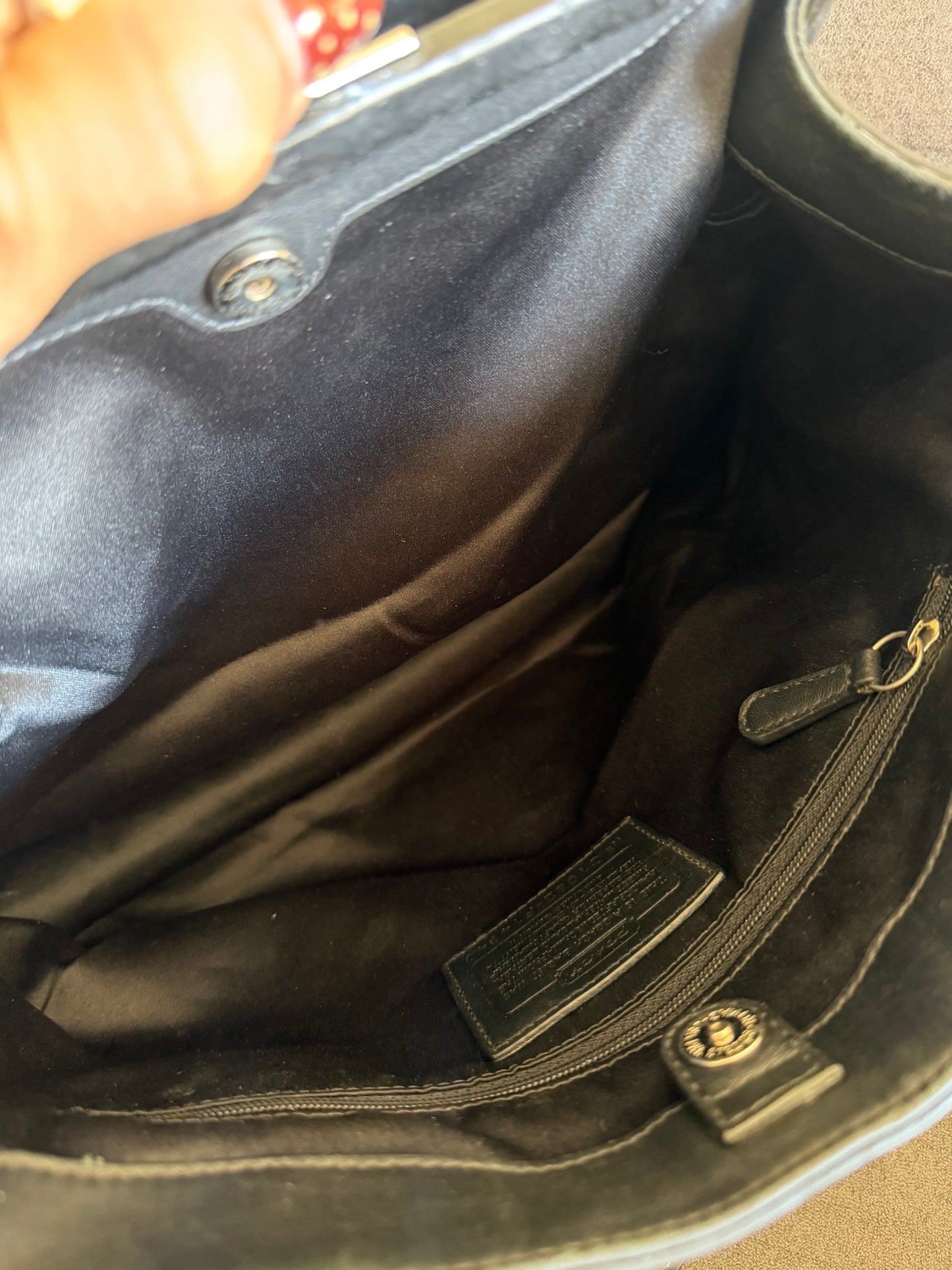 Coach Laura Signature