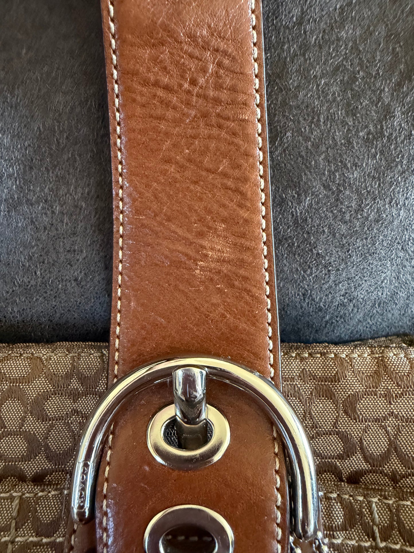 Coach Soho Signature Tote Brown/Beige